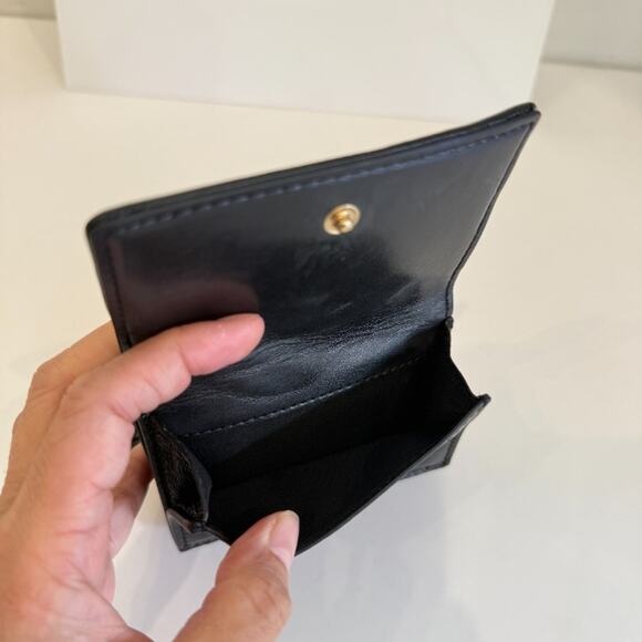 MARC JACOBS S129L01FA21 THE GLAM SHOT MEDIUM TRIFOLD IN BLACK - Picture 6 of 12